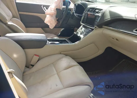 2017 Lincoln Continental Select z USA, uszkodzony, nr VIN 1LN6L9TP8H5561075